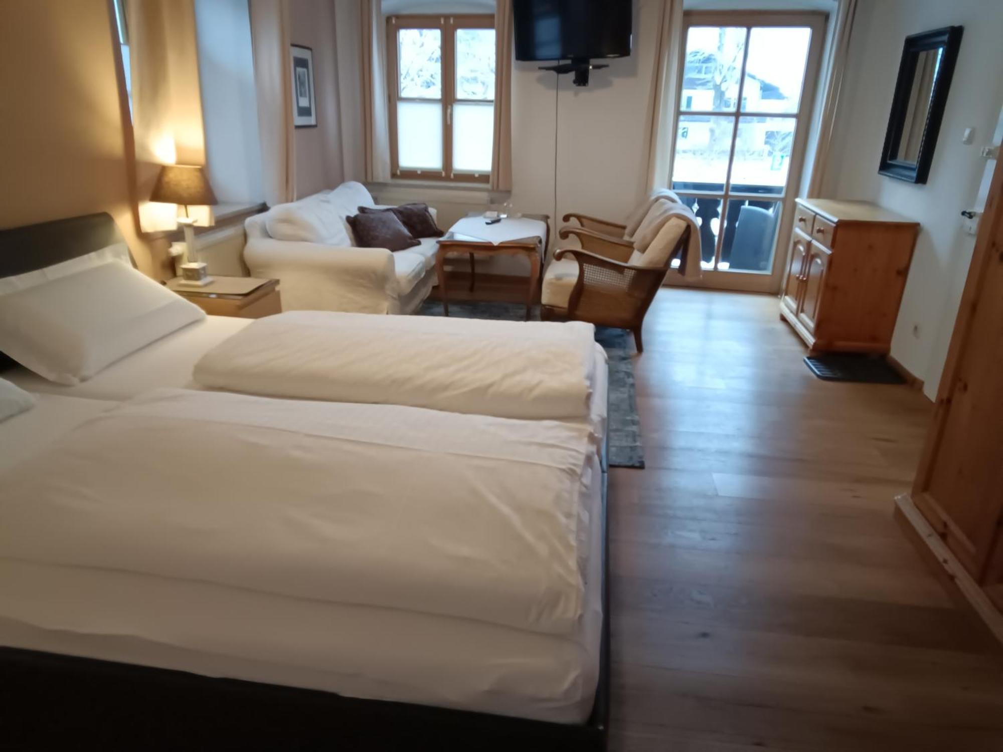 Gaestehaus Nicole Garmisch-Partenkirchen Exteriör bild